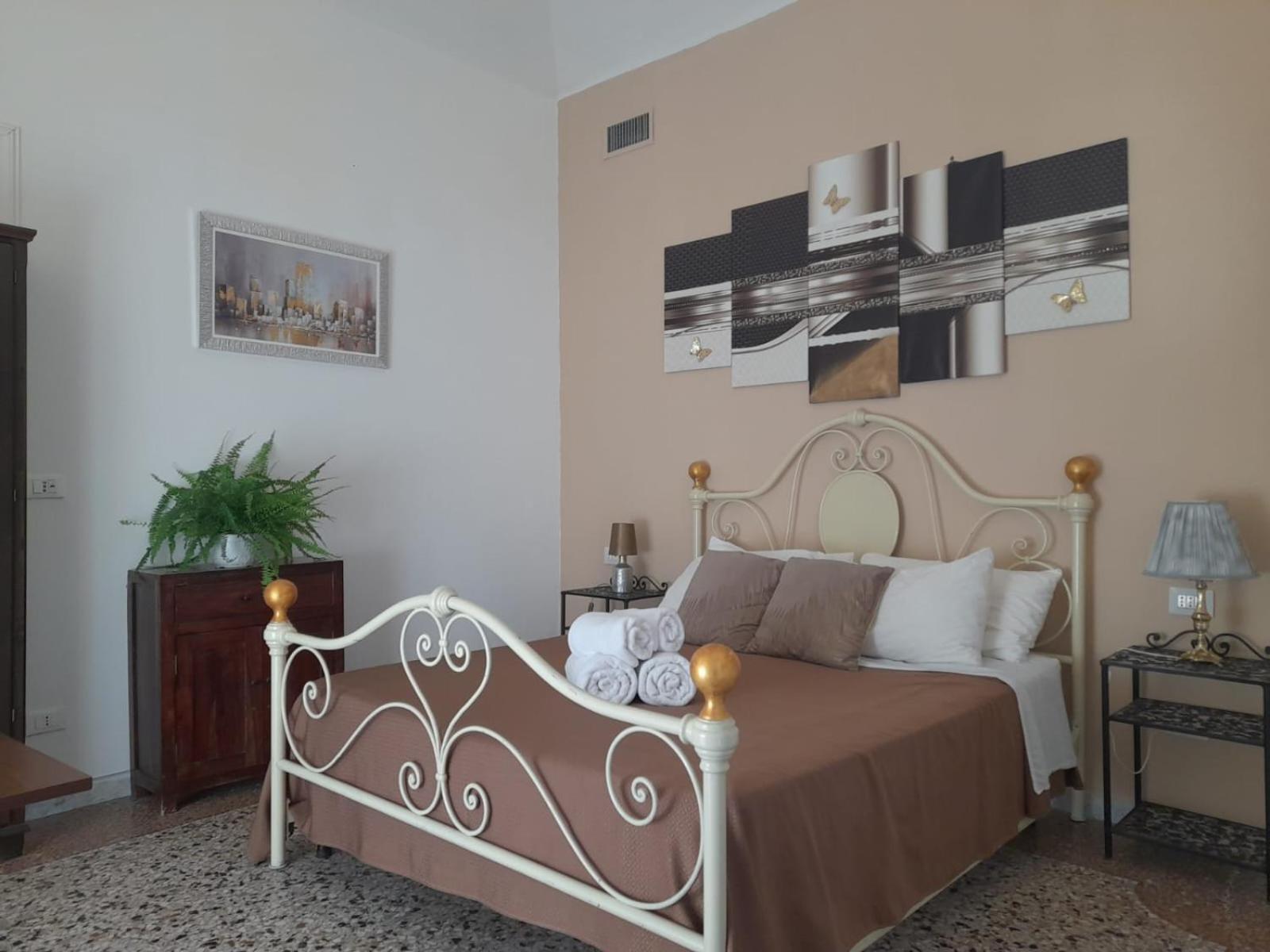 Casa Roma Affittacamere — Foto 2
